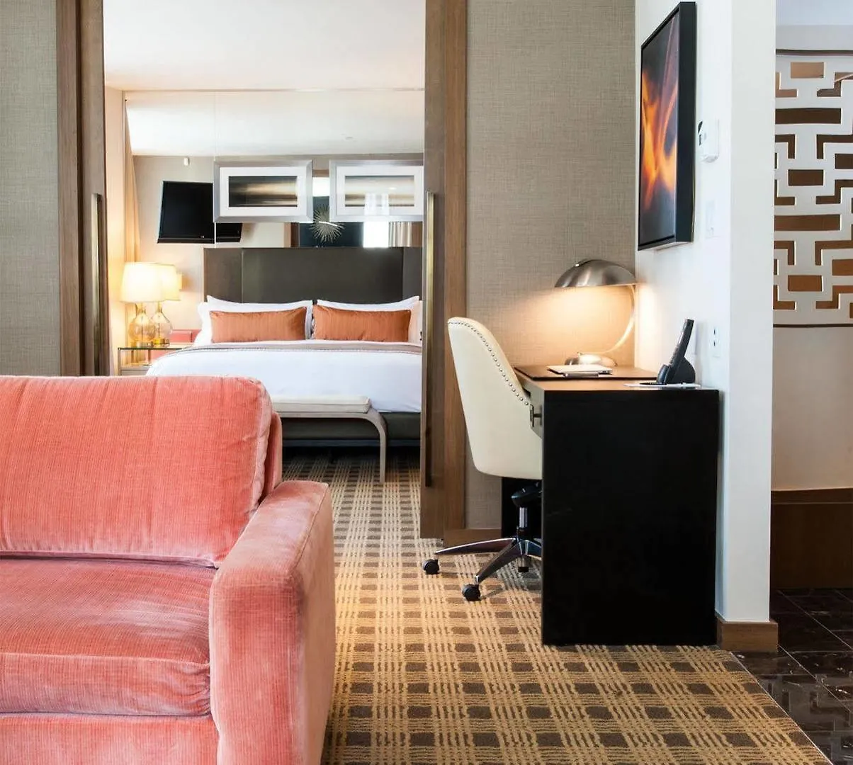 Loden Vancouver Hotell