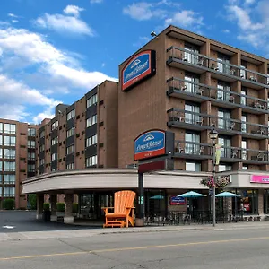 Howard Johnson Plaza By Wyndham By The Falls Canada