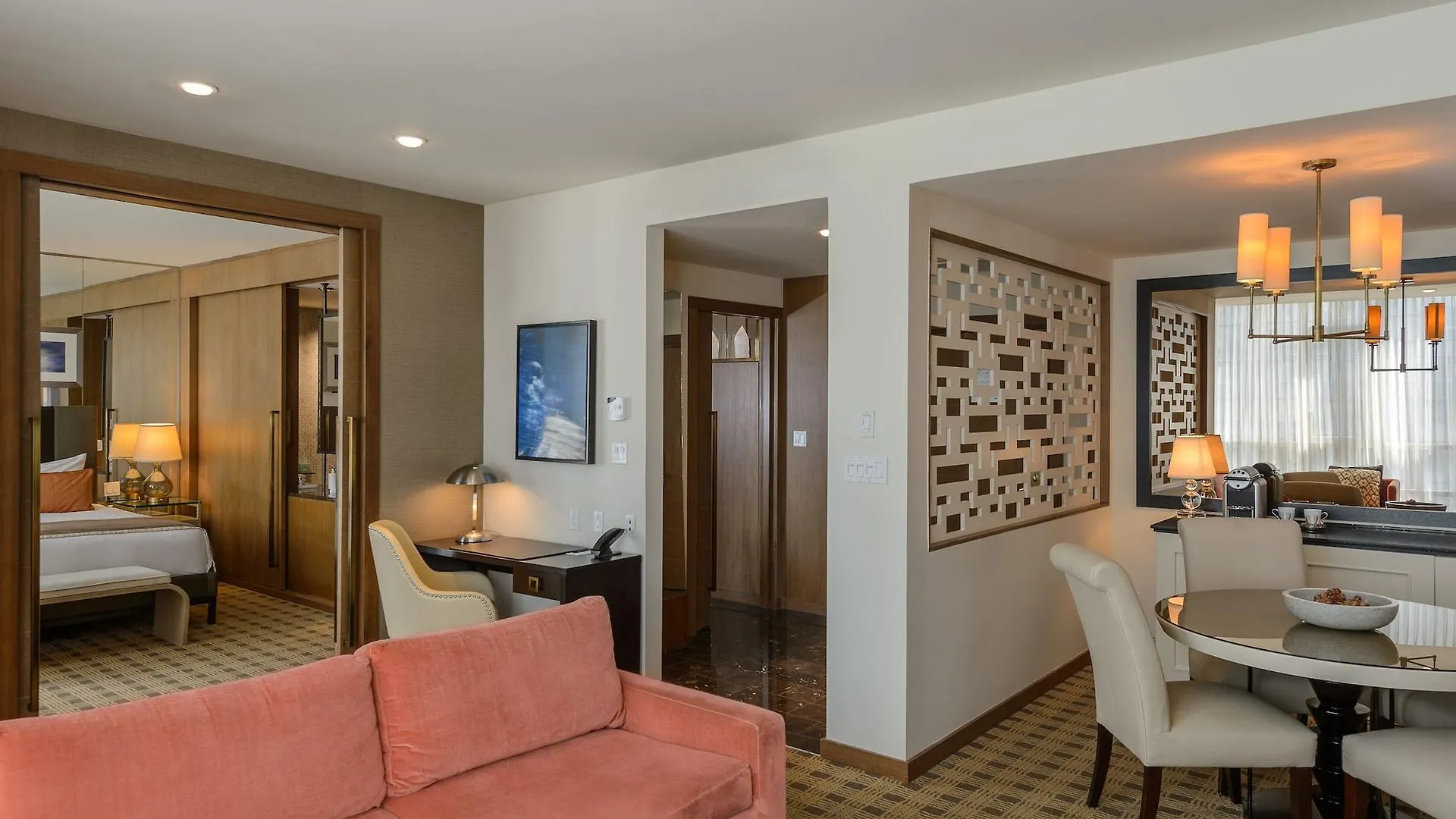 Hotel Loden Vancouver
