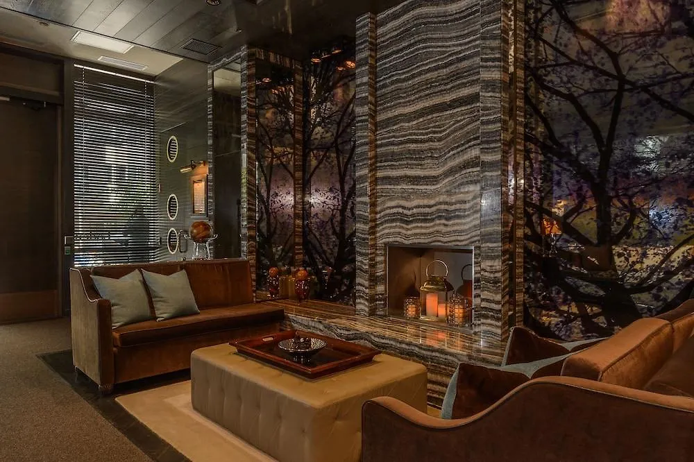 Loden Vancouver 5*,  Kanada